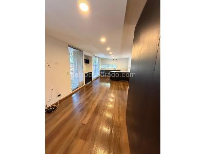 Apartaestudio en venta en Castropol, Medellín, 57 m² · foto 2 de 20
