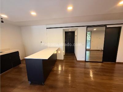 Apartaestudio en venta en Castropol, Medellín, 57 m² · foto 14 de 20