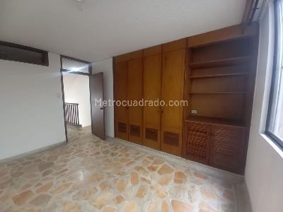 Apartamento de 4 alcobas en venta en Santa Teresita, Cali, 117 m² · foto 13 de 18