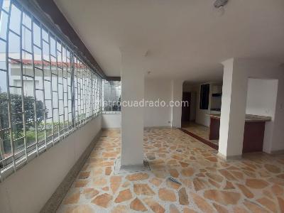 Apartamento de 4 alcobas en venta en Santa Teresita, Cali, 117 m² · foto 4 de 18