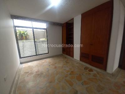 Apartamento de 4 alcobas en venta en Santa Teresita, Cali, 117 m² · foto 11 de 18