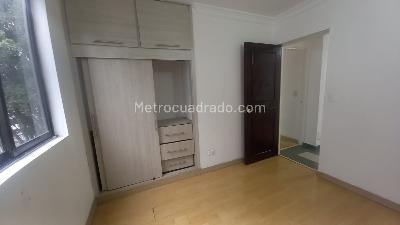 Apartamento de 3 alcobas en venta en Cristobal Colon, Cali, 61 m² · foto 2 de 18