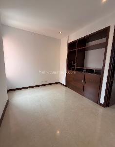 Apartamento de 2 alcobas en venta en Santa Teresita, Cali, 149 m² · foto 10 de 15