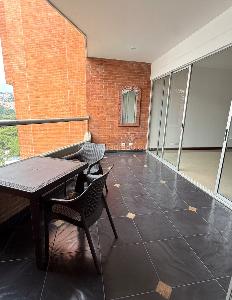 Apartamento de 2 alcobas en venta en Santa Teresita, Cali, 149 m² · foto 7 de 15
