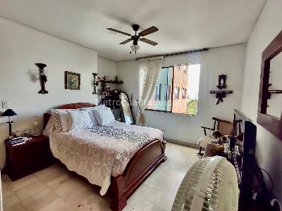 Apartamento de 3 alcobas en venta en Santa Monica Norte, Cali, 167 m² · foto 2 de 10