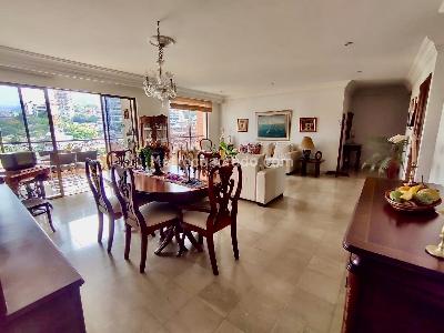 Apartamento de 3 alcobas en venta en Santa Monica Norte, Cali, 167 m² · foto 3 de 10