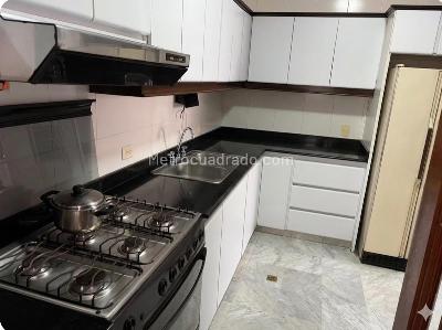 Apartamento de 3 alcobas en venta en Aguacatal, Cali, 168 m² · foto 3 de 16
