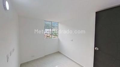 Apartamento de 3 alcobas en venta en Peña Verde, Bello, 55 m² · foto 13 de 16