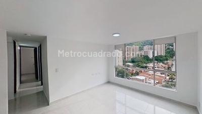 Apartamento de 3 alcobas en venta en Peña Verde, Bello, 55 m² · foto 2 de 16