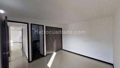 Apartamento de 3 alcobas en venta en Ceiba Del Norte, Bello, 76 m² · foto 14 de 15