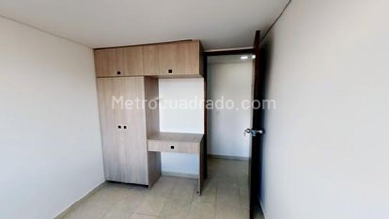 Piso – Medellín - Más