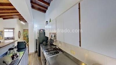 Apartamento de 2 alcobas en venta en La Castellana, Medellín, 65 m² · foto 7 de 15