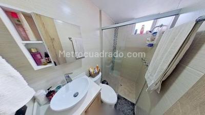 Apartamento en venta en La Castellana, Medellín · foto 10 de 11
