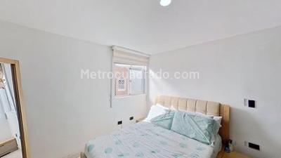 Apartamento en venta en La Castellana, Medellín · foto 8 de 11