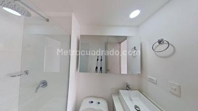 Apartamento de 2 alcobas en venta en Plaza Fabricato, Bello, 55 m² · foto 10 de 18