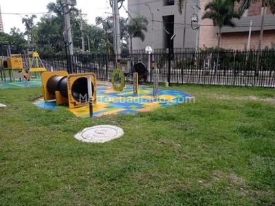 Apartamento de 2 alcobas en venta en Plaza Fabricato, Bello, 55 m² · foto 17 de 18