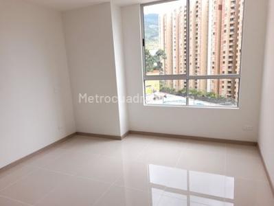 Apartamento de 3 alcobas en venta en Roterdam, Bello, 89 m² · foto 8 de 12