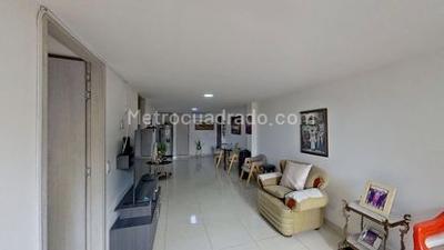 Apartamento de 2 alcobas en venta en Laureles, Medellín, 62 m² · foto 13 de 15