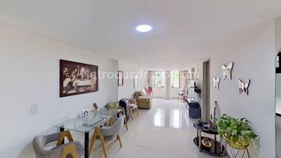 Apartamento de 2 alcobas en venta en Laureles, Medellín, 62 m² · foto 14 de 15