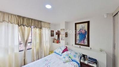 Apartamento de 2 alcobas en venta en Laureles, Medellín, 62 m² · foto 6 de 15