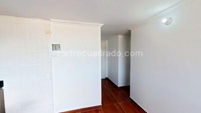 Apartamento de 3 alcobas en venta en Roblealto, Medellín, 38 m² · foto 15 de 18