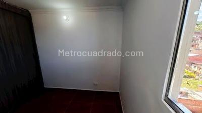 Apartamento de 3 alcobas en venta en Roblealto, Medellín, 38 m² · foto 7 de 18