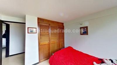 Apartamento en venta en Asomadera No 1, Medellín · foto 6 de 12