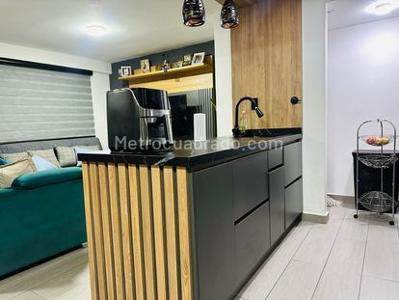 Apartamento de 3 alcobas en venta en Parque Tulio Ospina, Bello, 76 m² · foto 8 de 12