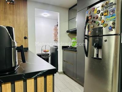 Apartamento de 3 alcobas en venta en Parque Tulio Ospina, Bello, 76 m² · foto 9 de 12