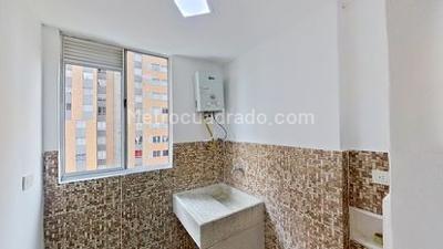 Apartamento de 3 alcobas en venta en Machado, Bello, 63 m² · foto 14 de 20