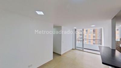 Apartamento de 3 alcobas en venta en Machado, Bello, 63 m² · foto 20 de 20