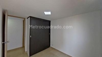 Apartamento de 3 alcobas en venta en Machado, Bello, 63 m² · foto 5 de 20