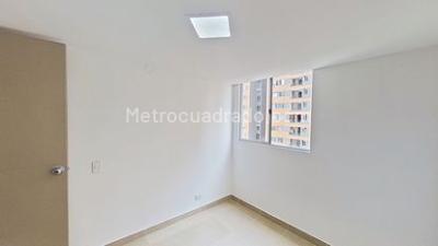 Apartamento de 3 alcobas en venta en Machado, Bello, 63 m² · foto 7 de 20