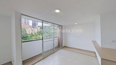 Apartamento de 2 alcobas en venta en Bello, Bello, 46 m² · foto 2 de 14