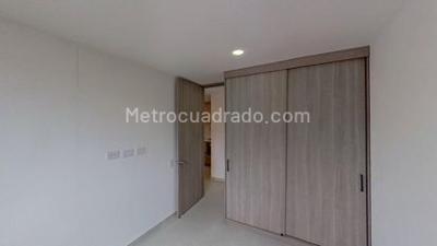 Apartamento de 3 alcobas en venta en Santa Ana, Bello, 66 m² · foto 11 de 17