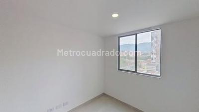 Apartamento de 3 alcobas en venta en Santa Ana, Bello, 66 m² · foto 12 de 17