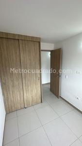 Apartamento de 2 alcobas en venta en Flor De Agua, Bello, 58 m² · foto 10 de 20