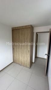 Apartamento de 2 alcobas en venta en Flor De Agua, Bello, 58 m² · foto 11 de 20