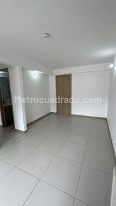 Apartamento de 2 alcobas en venta en Flor De Agua, Bello, 58 m² · foto 13 de 20