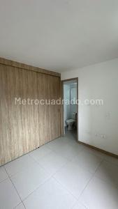 Apartamento de 2 alcobas en venta en Flor De Agua, Bello, 58 m² · foto 9 de 20