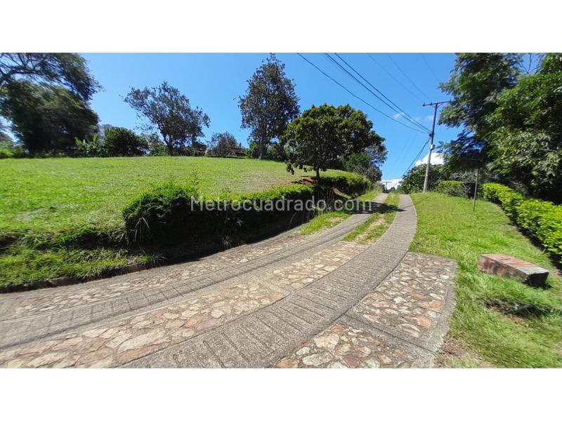 Lote en Venta, Condominio Campestre Colinas De Miravalle Iii, Jamundi - Más