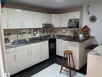 Casa de 5 alcobas en venta en Roma, Bogotá, 240 m² · foto 20 de 20