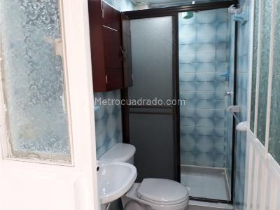 Casa de 5 alcobas en venta en Roma, Bogotá, 240 m² · foto 8 de 20