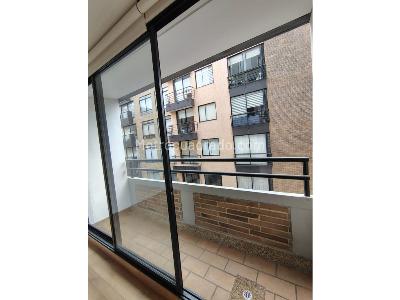 Apartamento de 2 alcobas en venta en Santa Barbara Occidental, Bogotá, 83 m² · foto 13 de 16