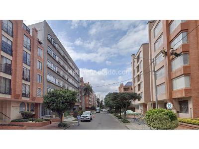 Apartamento de 2 alcobas en venta en Santa Barbara Occidental, Bogotá, 83 m² · foto 2 de 16