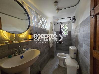 Casa de 5 alcobas en venta en Sotomayor, Bucaramanga, 393 m² · foto 2 de 20