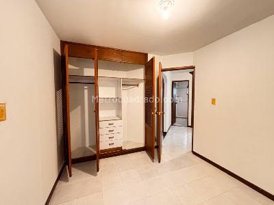 Apartamento de 4 alcobas en venta en Altos De Cabecera, Bucaramanga, 117 m² · foto 12 de 20