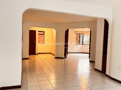 Apartamento de 4 alcobas en venta en Altos De Cabecera, Bucaramanga, 117 m² · foto 5 de 20