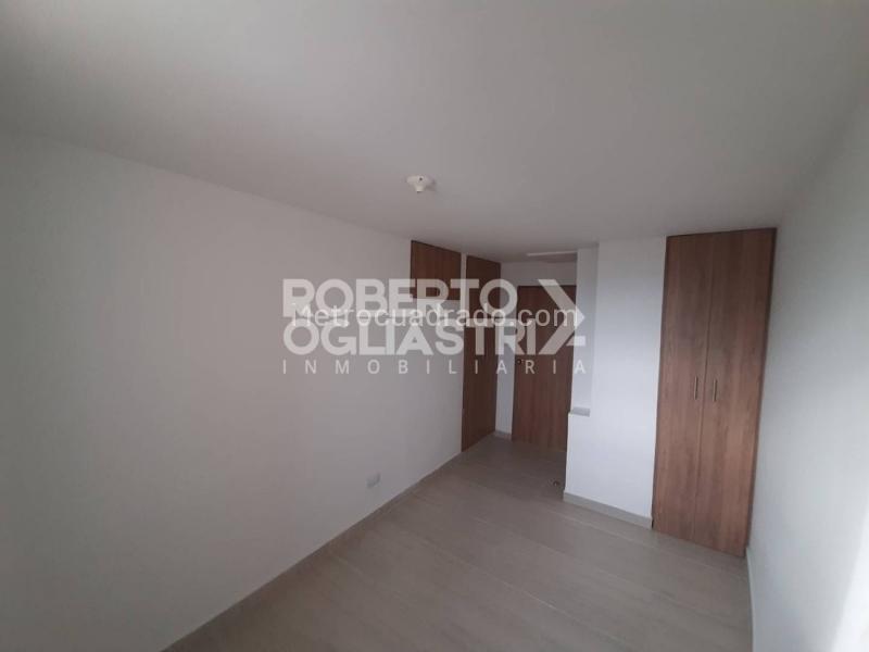 Piso – Bucaramanga, Mejoras Públicas, Comuna 13 - Oriental - Más