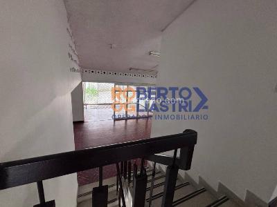 Casa de 5 alcobas en venta en Campestre, Bucaramanga, 300 m² · foto 3 de 13